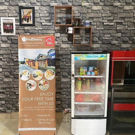 Reddoorz @ Jalan Padat Karya Prabumulih Perabumulih Eksteriør billede
