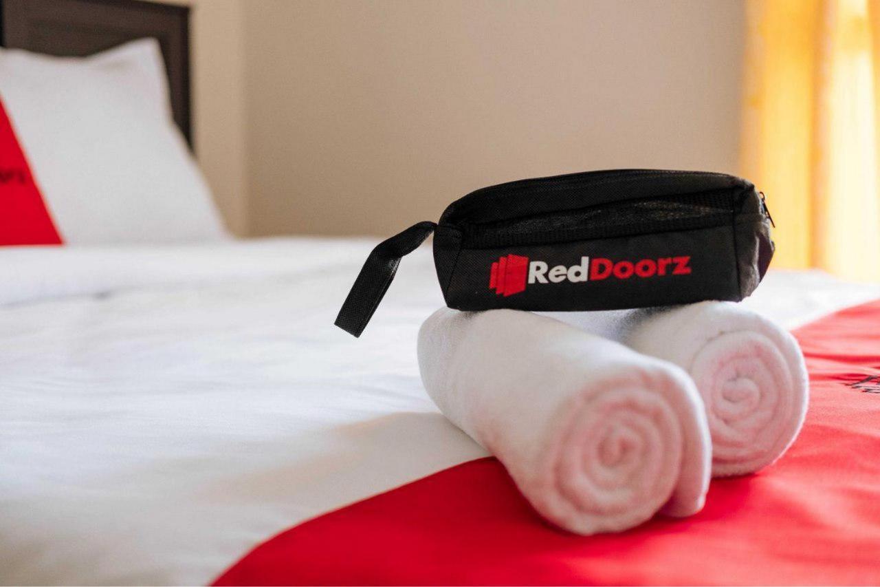 Reddoorz @ Jalan Padat Karya Prabumulih Perabumulih Eksteriør billede